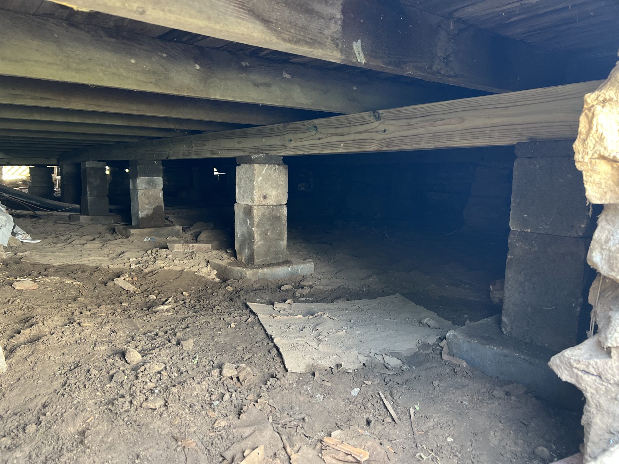 Crawlspace new block piers, Imperial Foundation Repair job site in North Texas